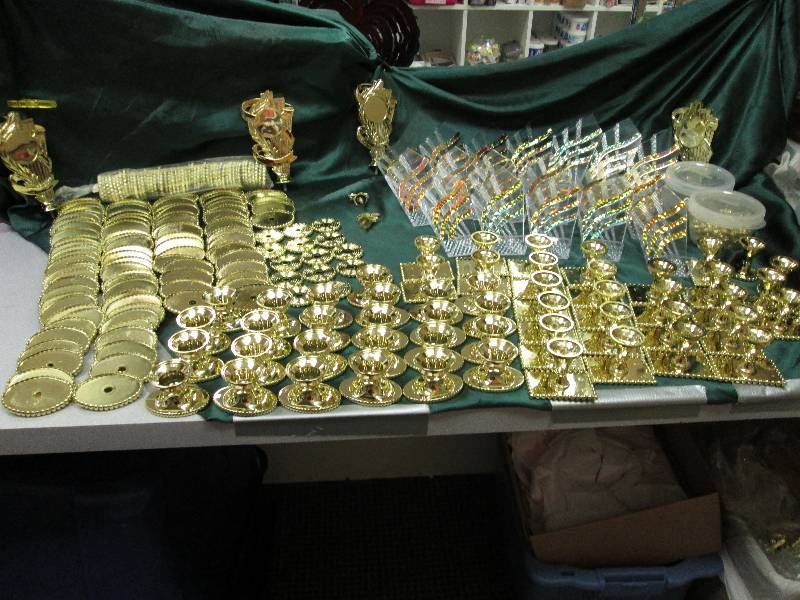 Trophy kit pieces over 200 pieces...