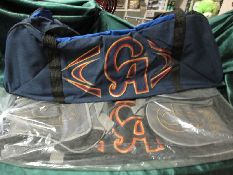 2 large duffelbags one black and gr...