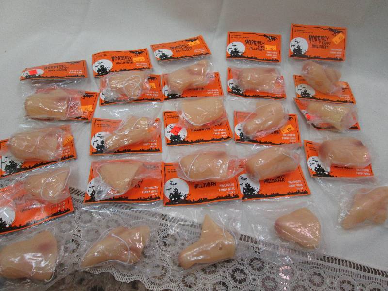 Assorted halloween funny noses qty ...