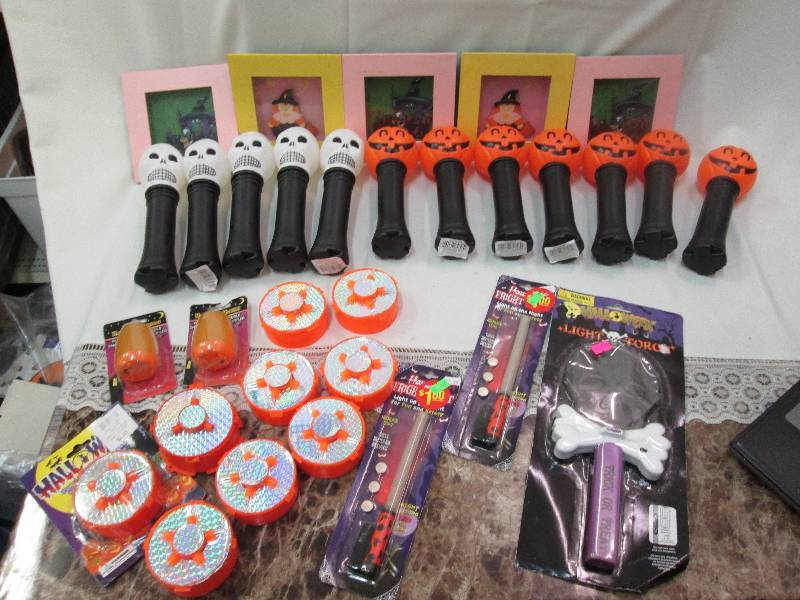 Assorted halloween themed items all...