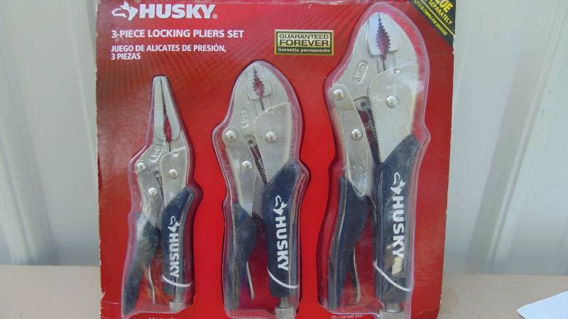 Husky  3-Piece Locking Pliers Set
