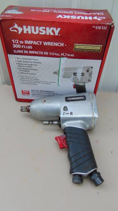 Husky 12 Impact Wrench