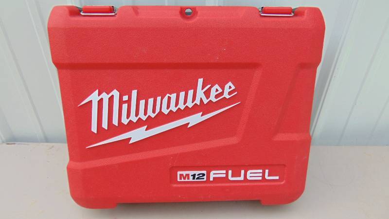Milwaukee Case