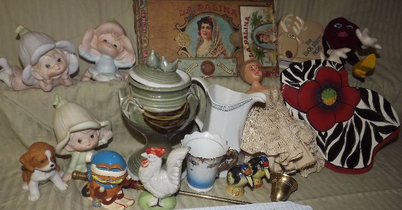 Homco Elves, Shakers, Banks, Collectibles & More Lot