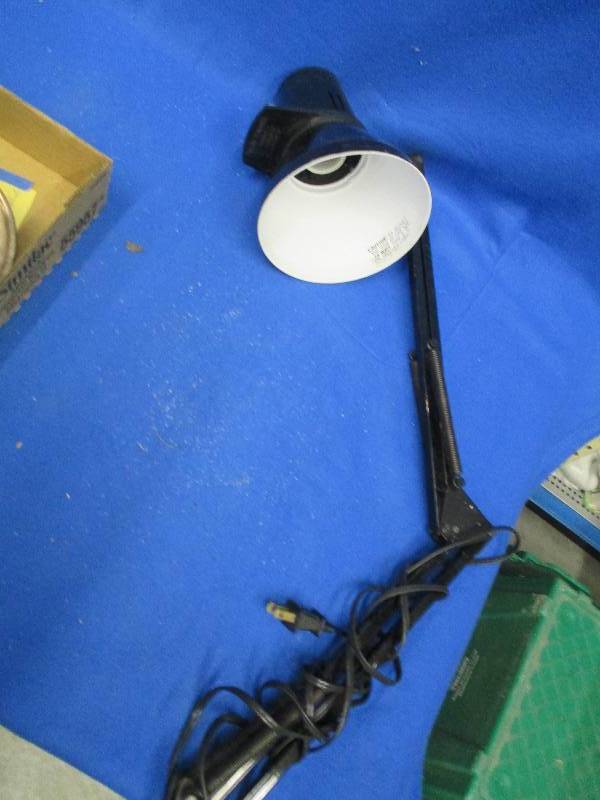 Real handy light, fits on a wall, d...