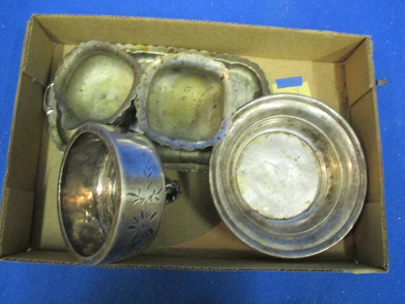 Silver Set, cream and sugar, and a ...