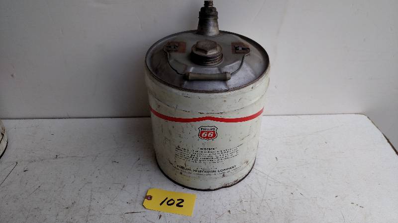 lot 102 image: Phillips 66 5 Gallon Oil Can...