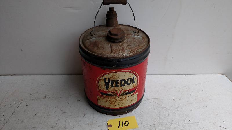 lot 110 image: Veedol Flying V 5 Gallon Oil Can...