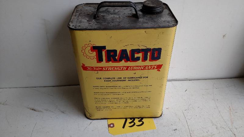 lot 133 image: Union Petroleum Co. Tracto 2 Gallon...