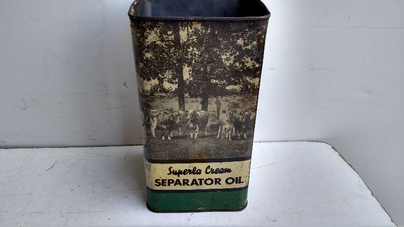 lot 158 image: Standard Oil Co. Superla Cream Sepe...