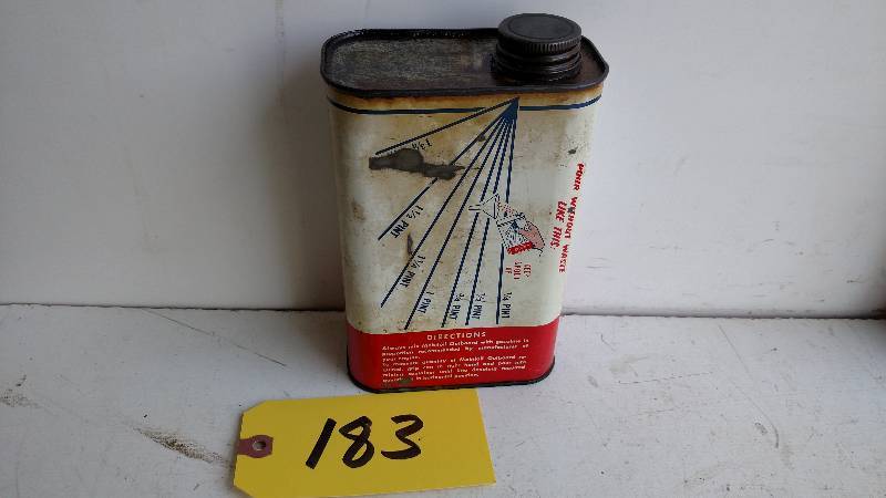 lot 183 image: Socony Mobiloil Pegasus Outboard Oi...