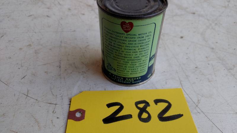 lot 282 image: Quaker State Duplex Outboard Oil 8 ...