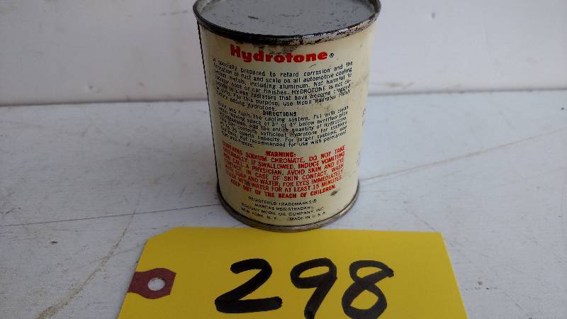 lot 298 image: Mobil Pegasus Hydiotone 8 oz. Can...