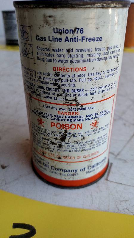 lot 301 image: Union 76 Gasline Antifreeze 12 oz. ...