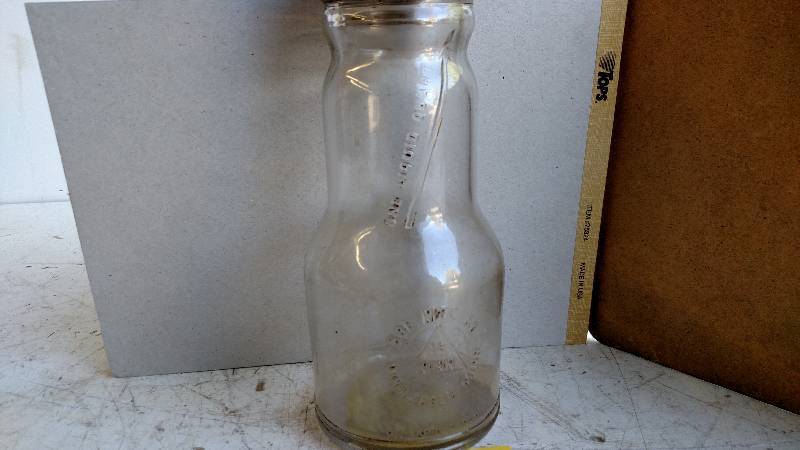 lot 307 image: Bulk Oil 1 Quart Jar with Funnel To...