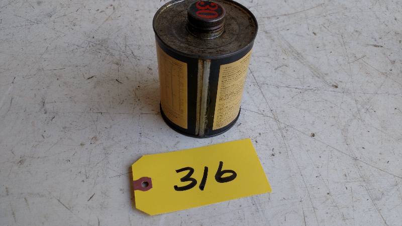 lot 316 image: Whiz Sealed Gear Lubricant 1 lb. Ca...