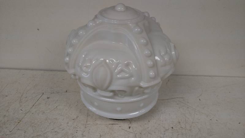 lot 8 image: White Crown Original Milk Glass Gas...