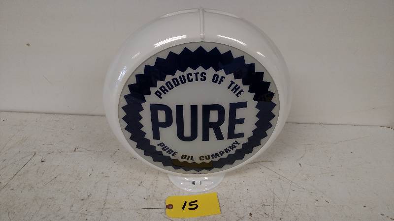 lot 15 image: Plastic Gas Pump Globe with Pure Oi...
