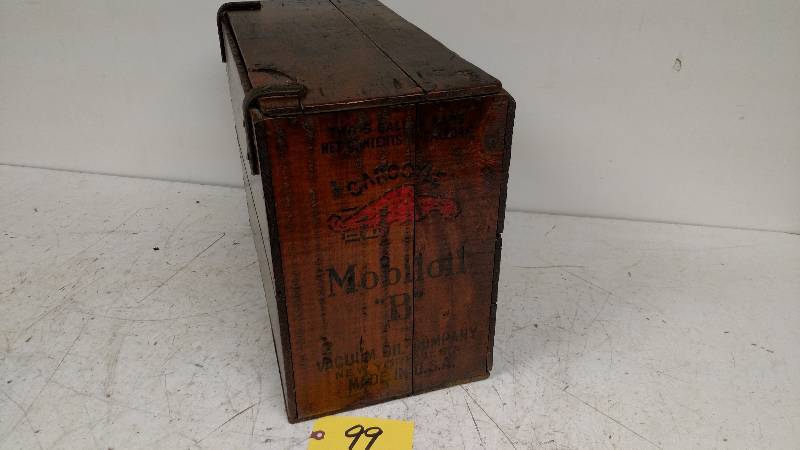 lot 99 image: Mobiloil Gargoyle B Wood Box 21 ...