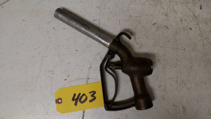 lot 403 image: EBW 400 Brass Gas Pump Handle...