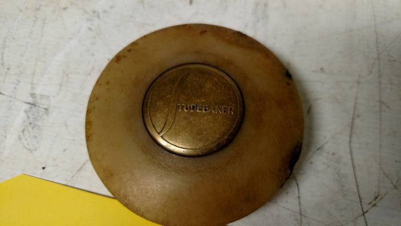 lot 427 image: Studebaker BrassBakelite Horn Butt...