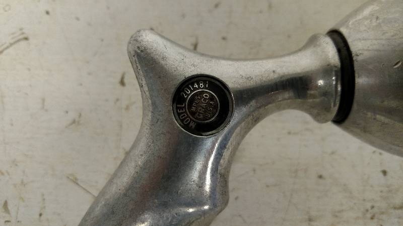 lot 436 image: Graco Model 201481 Vintage Aluminum...