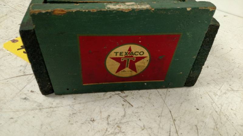 lot 437 image: Texaco Wood Box, 23 x 11...