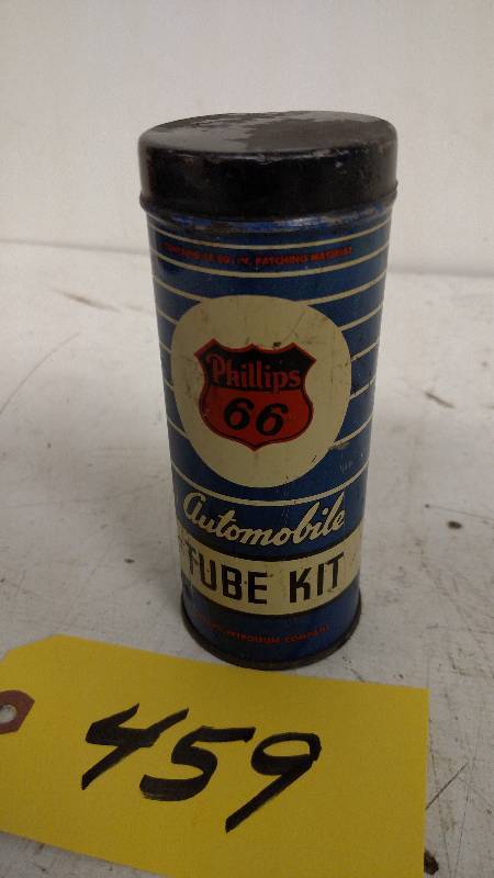 lot 459 image: Phillips 66 Automobile Tube Kit Can...