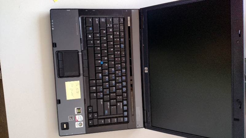 lot 230 image: H.P. Compaq 8510W, No HD, Wiped, No...
