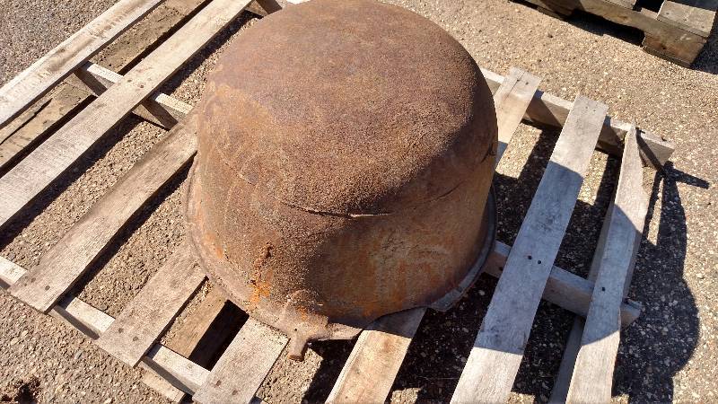 lot 189 image: Cast Iron Kettle, Approx. 21 x 15...