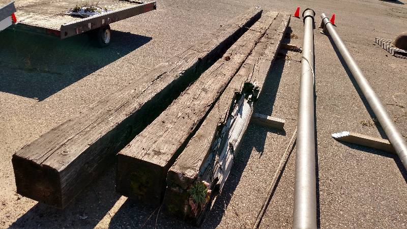lot 193 image: (3) Timbers, 11.5 x 11.5 x ...
