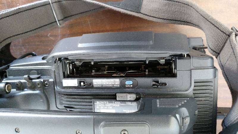 lot 278 image: Sony DSR-400 Digital Camcorder, Son...