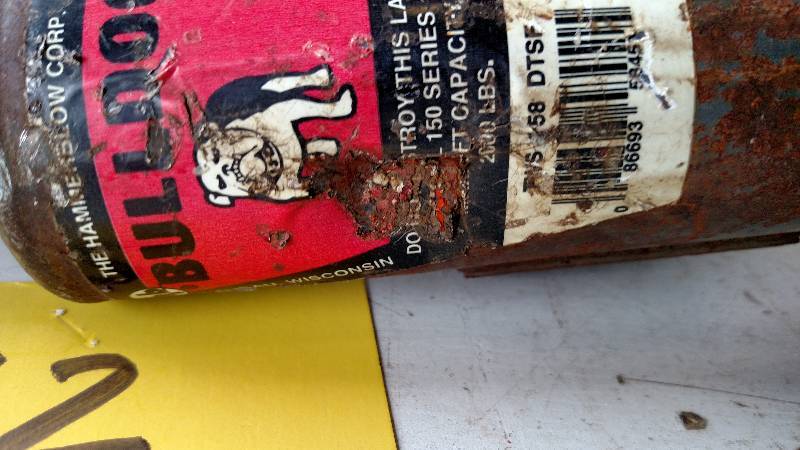 lot 112 image: Bulldog Trailer Jack, Wheel Hub is ...