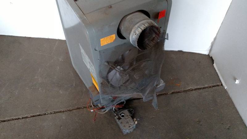 lot 158 image: Modine Model PA75AF 75000 BTU Natur...