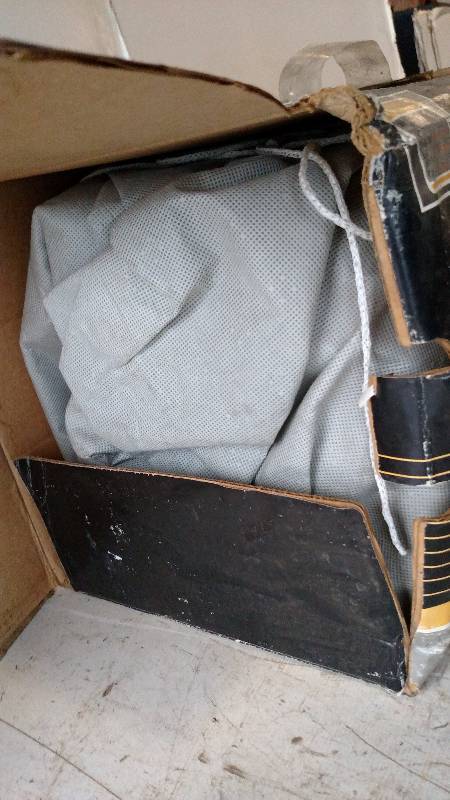 lot 172 image: Covercraft Size E Car Cover...