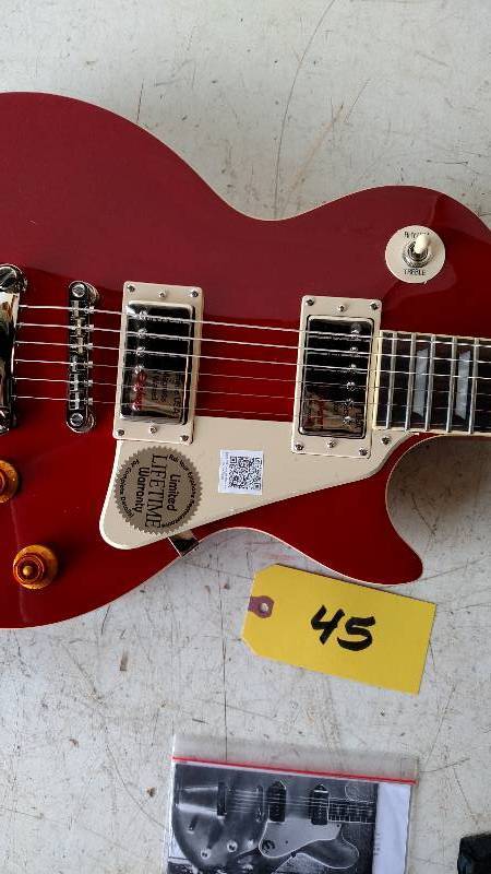 lot 45 image: Epiphone Model ENS-RCCHI Les Paul S...