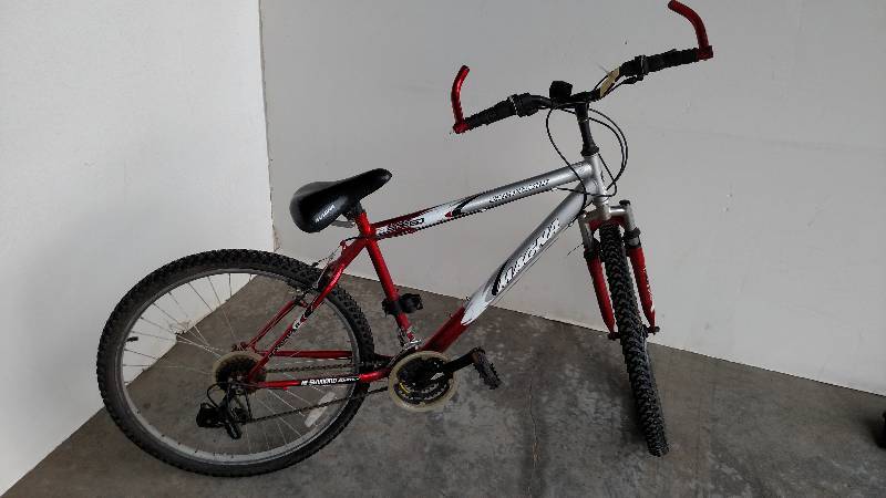 Magna Great Divide 26 Bicycle, 21 ...