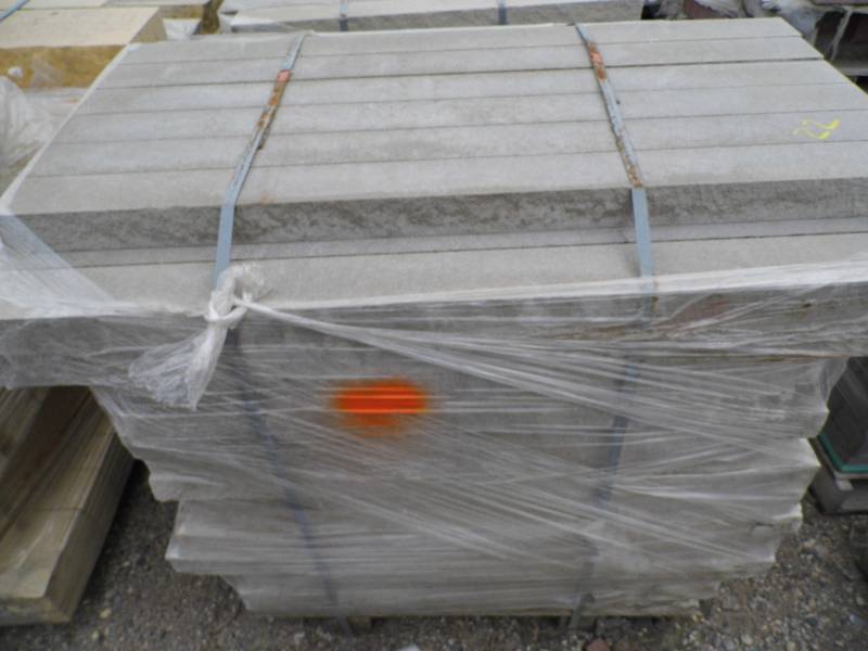 lot 22 image: Natural Stone Indiana Limestone