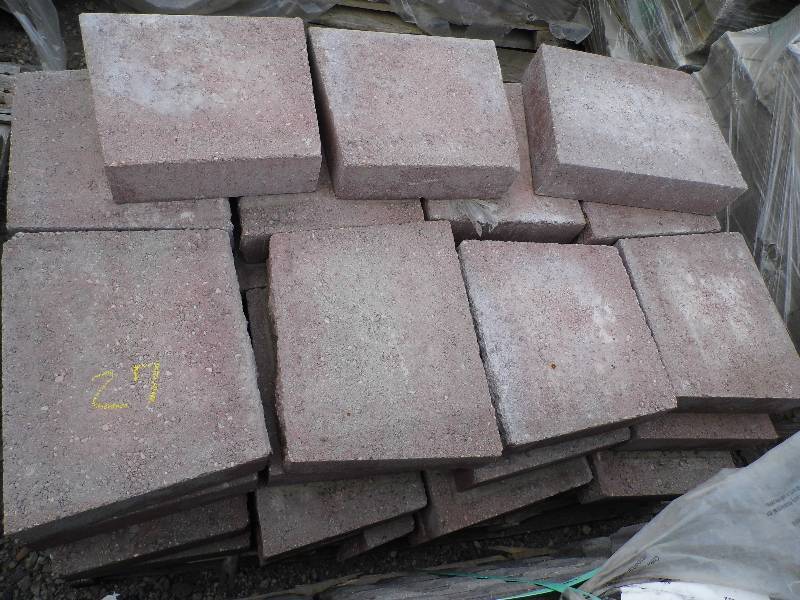 lot 27 image: Anchor RedGray Cap