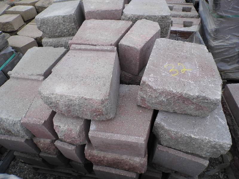 lot 32 image: Anchor RedGray Retaining Wall