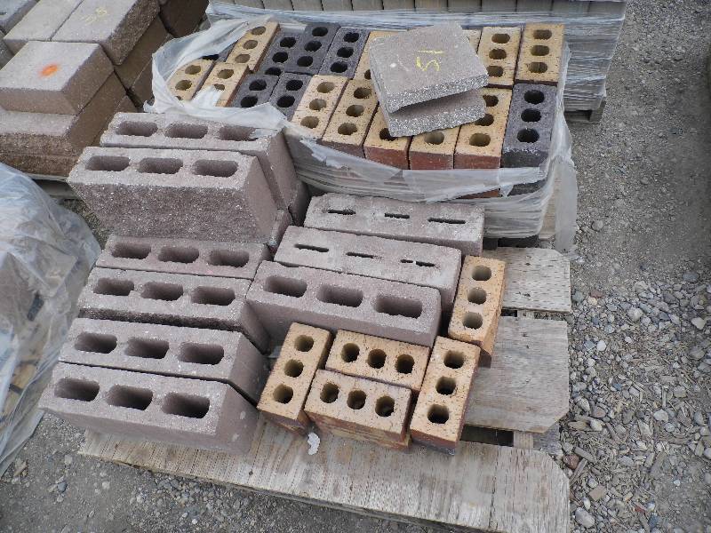 lot 51 image: Misc Block and Brick