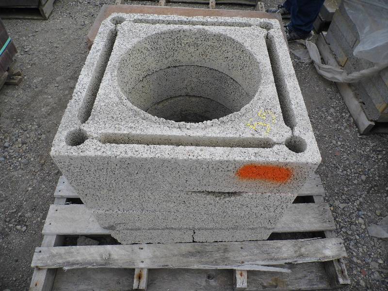 lot 55 image: Isokern Outdoor Fireplace Chimney Sections