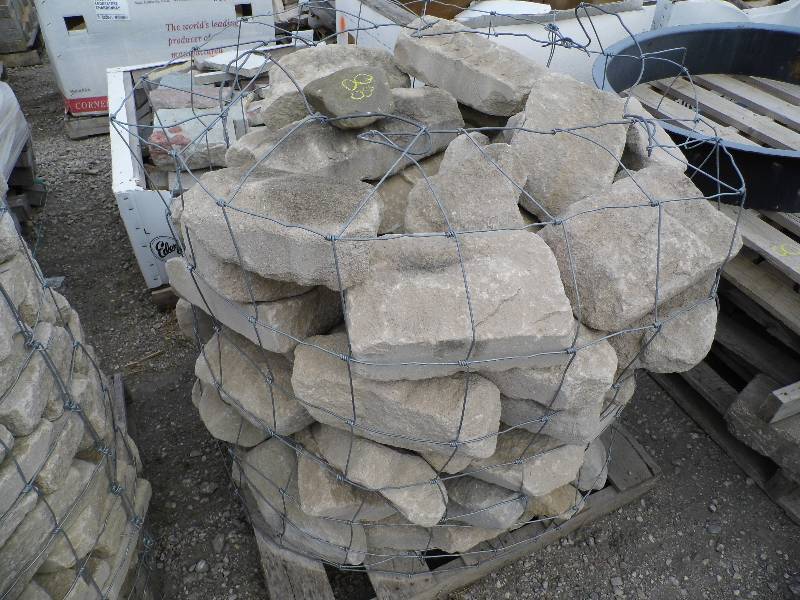 lot 88 image: Natural Indiana Limestone Full Bed