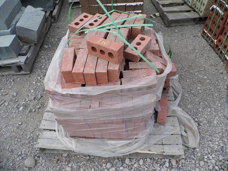 lot 118 image: Red Modular Brick