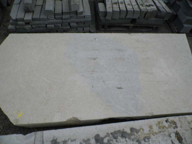 lot 129 image: Large US Stone Silverdale Limestone Slab