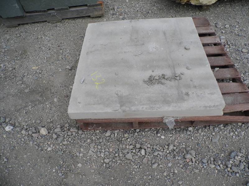 lot 132 image: Indiana Limestone