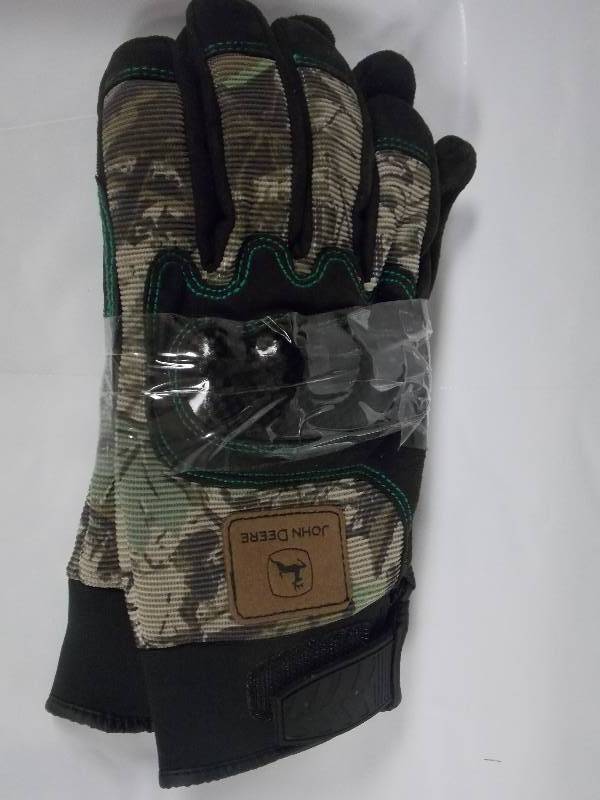 John Deere Utility Vehicle Sport Glove
