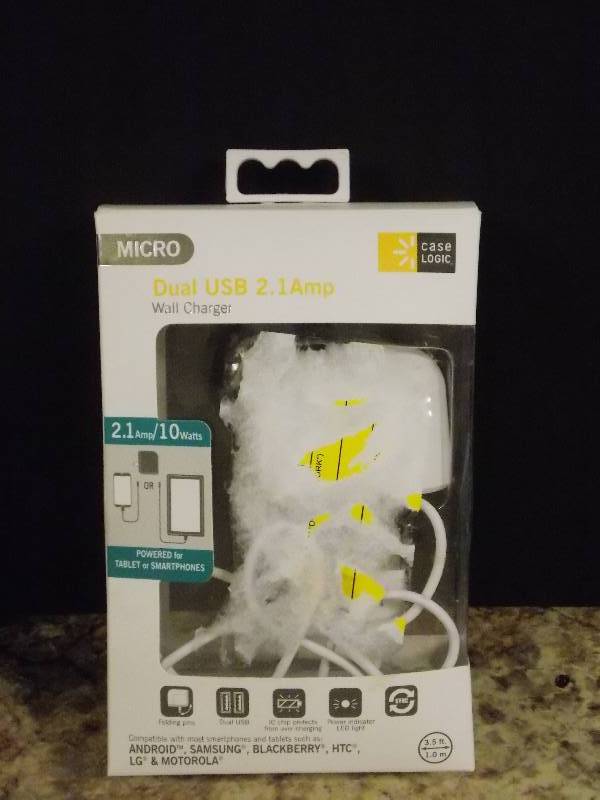 Case Logic Dual USB 2.1 Amp Wall Charger
