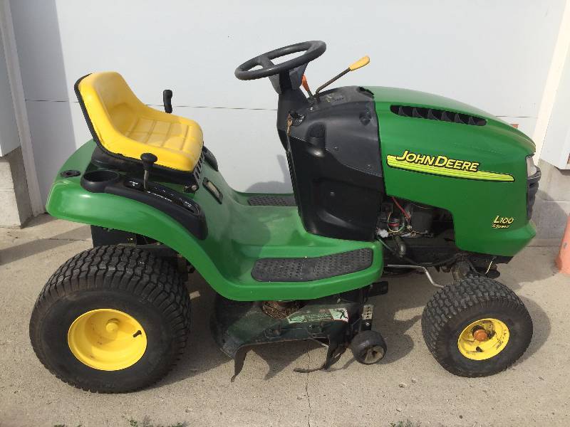 JOHN DEERE MOWER L100 5 SPEED