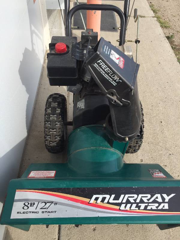 MURRAY SNOW BLOWER WITH ELECTRIC START